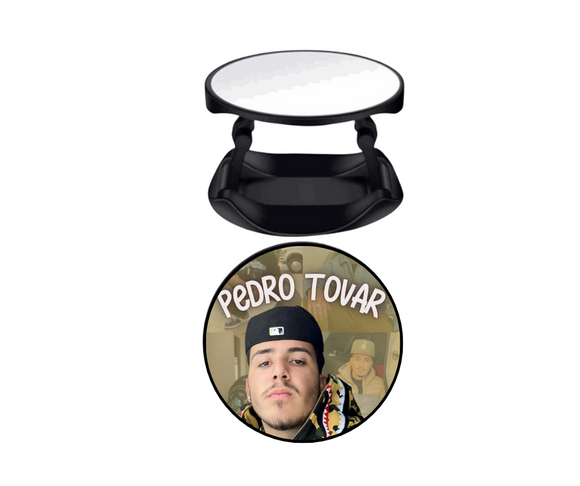 Pedro Tovar phone grip